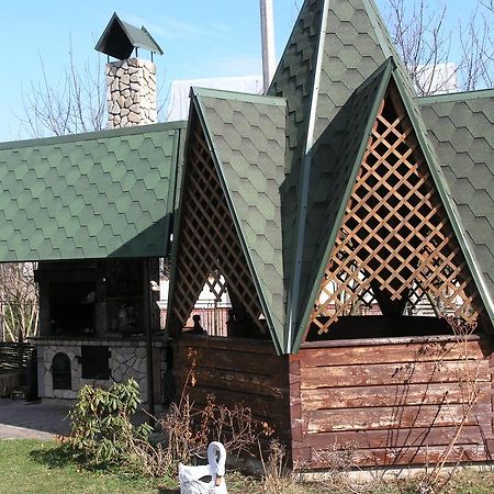 Sadyba Bilya Richky Yaremche Exterior photo