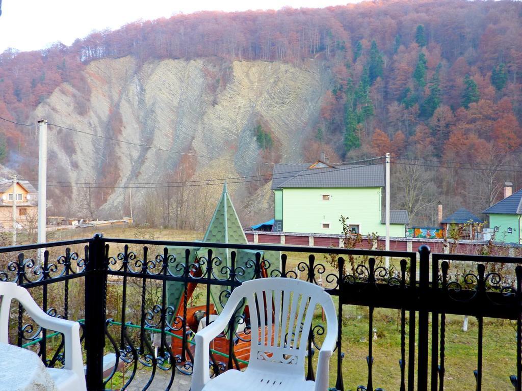 Sadyba Bilya Richky Yaremche Room photo