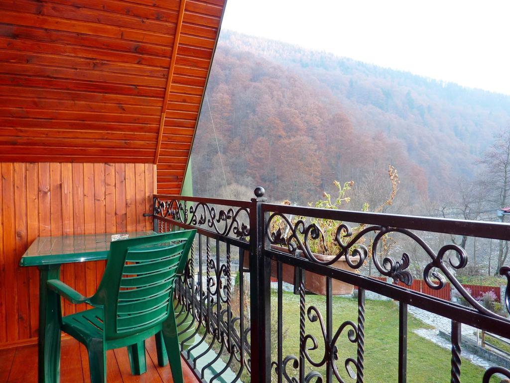 Sadyba Bilya Richky Yaremche Room photo